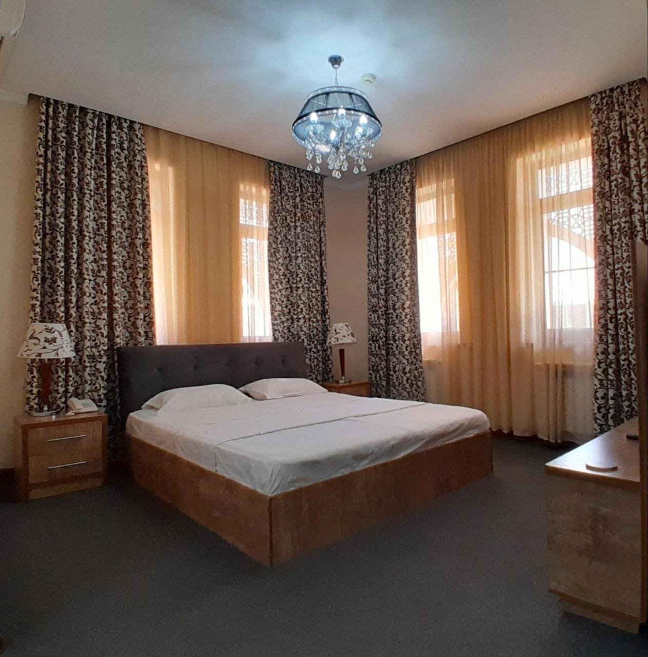 Hotel Bek Samarkand Bagian luar foto