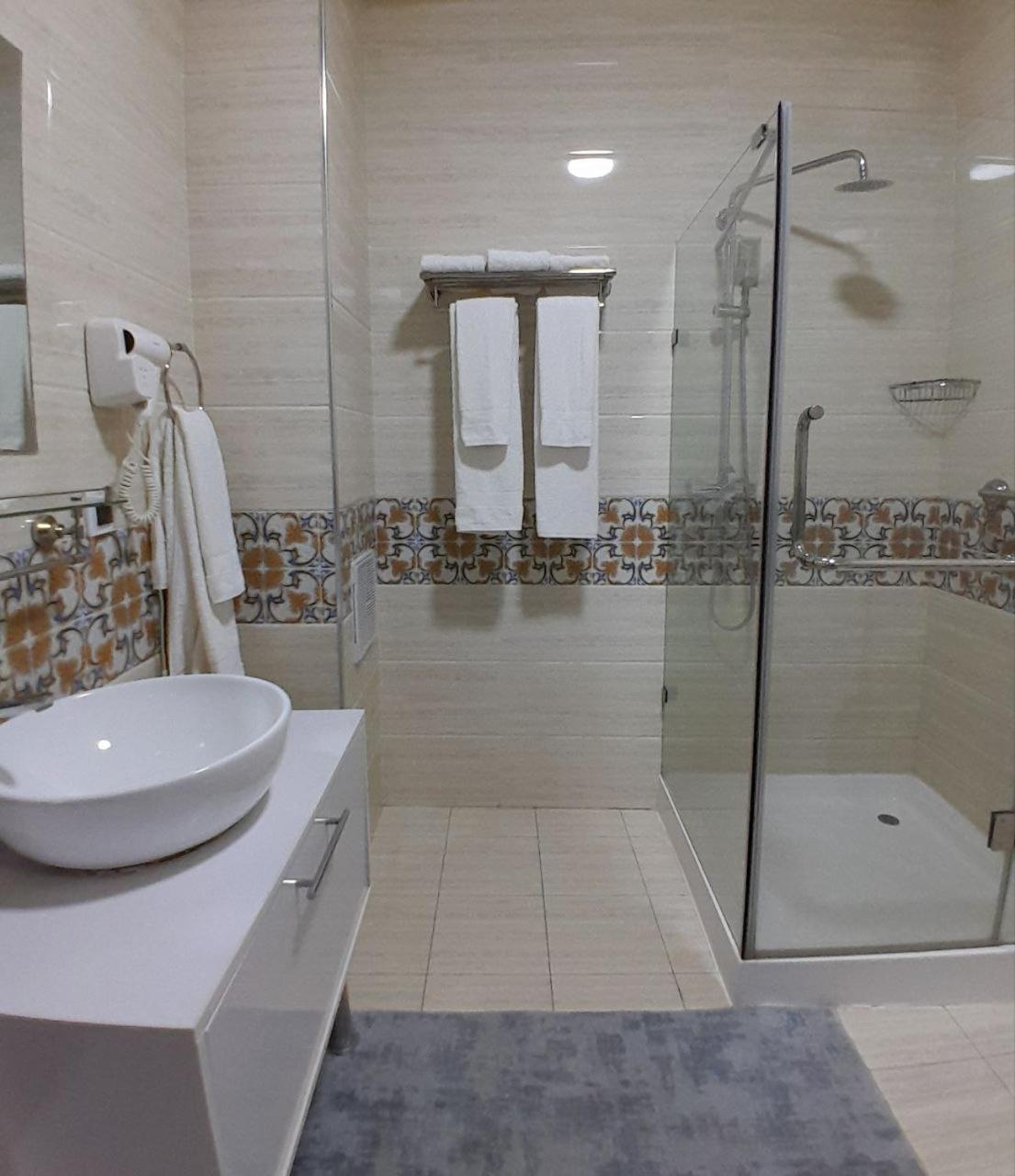 Hotel Bek Samarkand Bagian luar foto