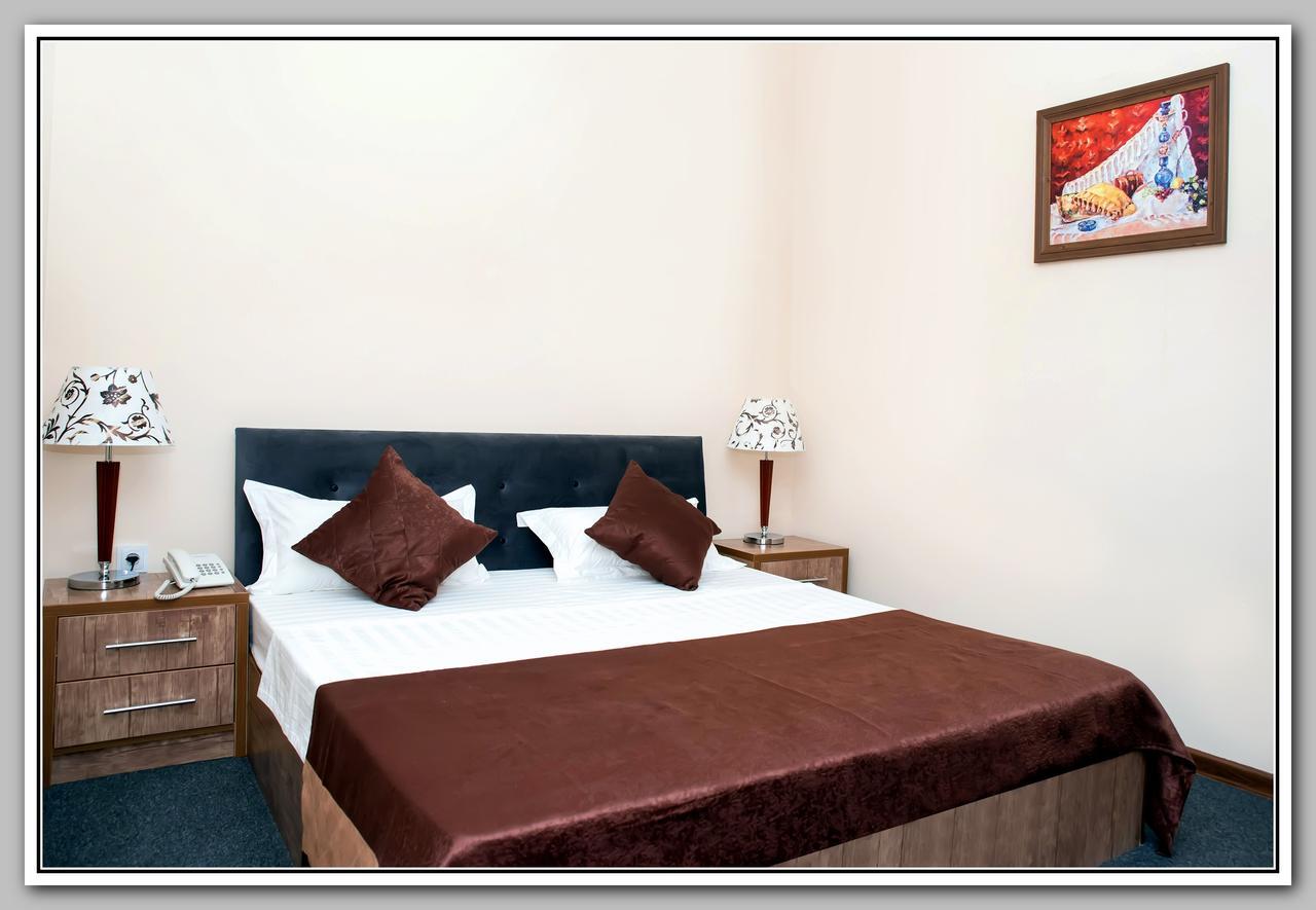 Hotel Bek Samarkand Bagian luar foto
