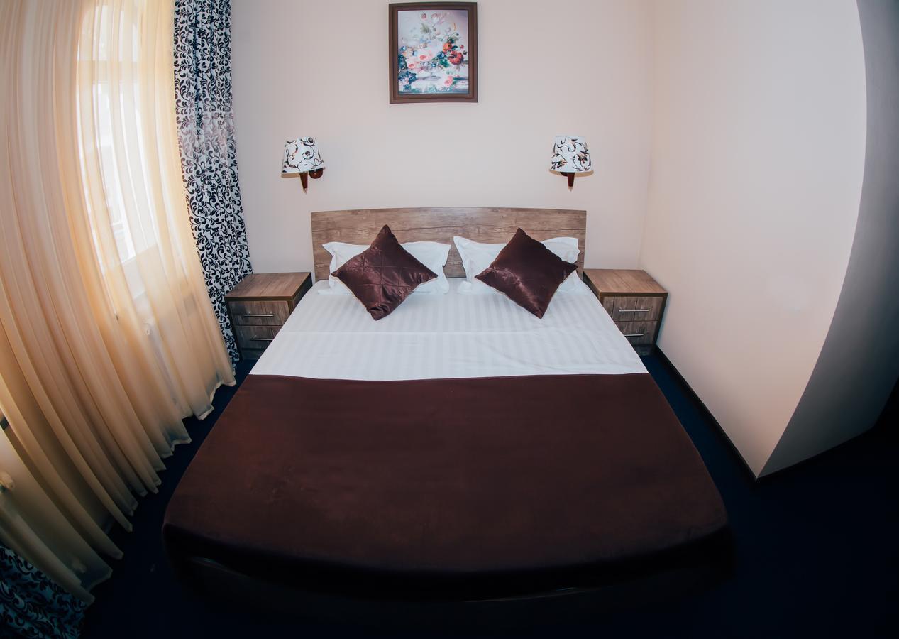 Hotel Bek Samarkand Bagian luar foto
